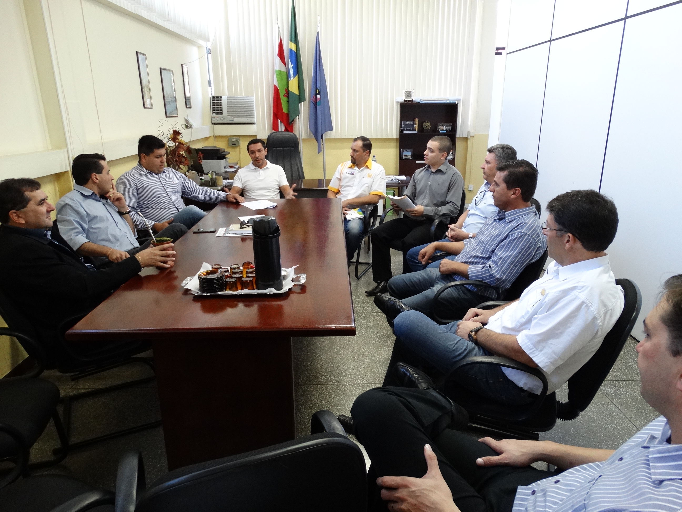 Atribuição dada a Conselho Municipal é debatida durante reunião na Câmara