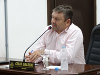 Galeski parabeniza trabalho da Secretaria de Obras