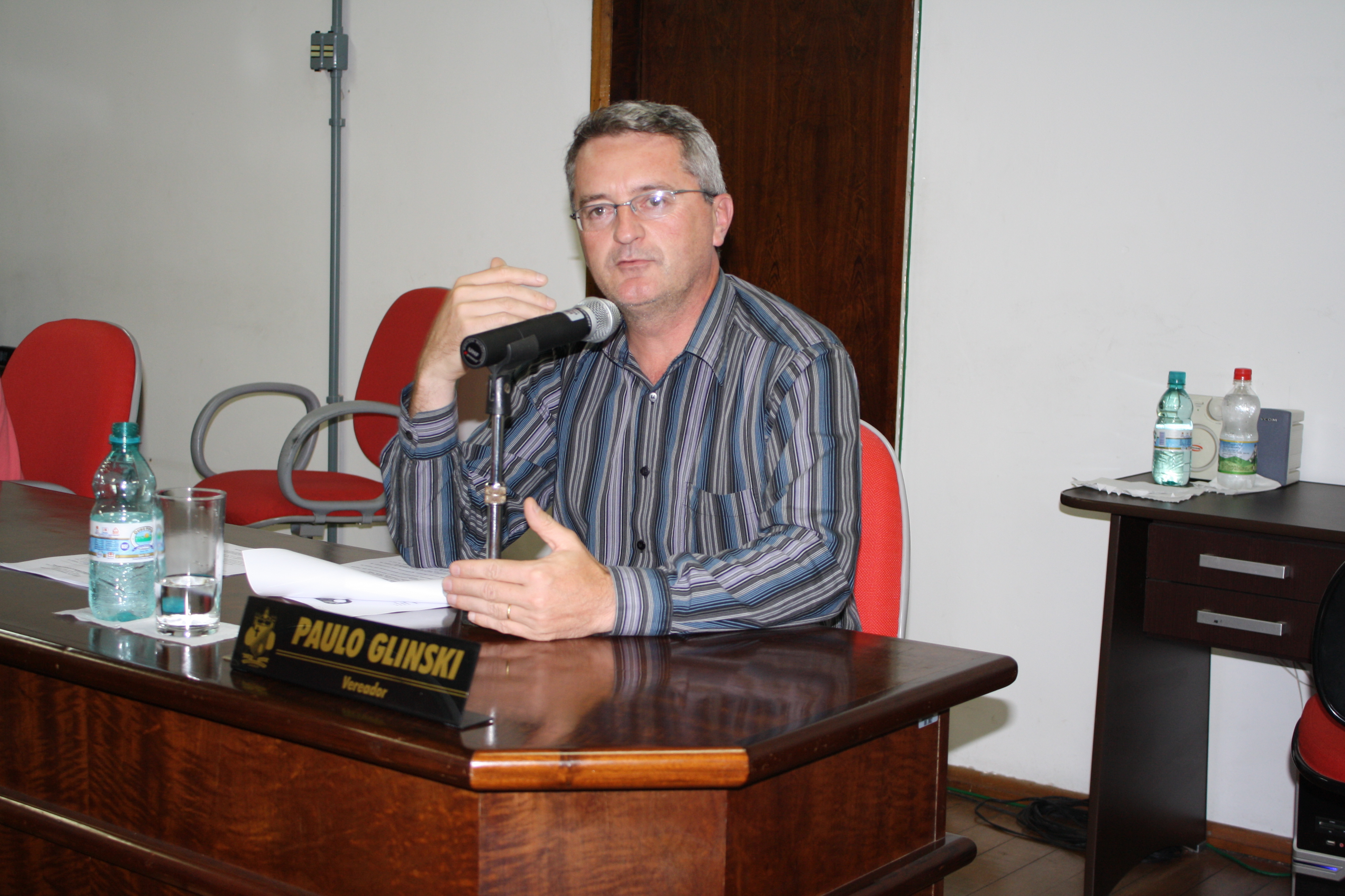 Paulo Glinski cobra abertura de vagas para cirurgias ortopédicas