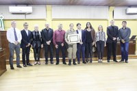 Vereador Paulinho Basílio presta homenagem à policial Viviane Macari do 3º Batalhão de Polícia Militar de Canoinhas 